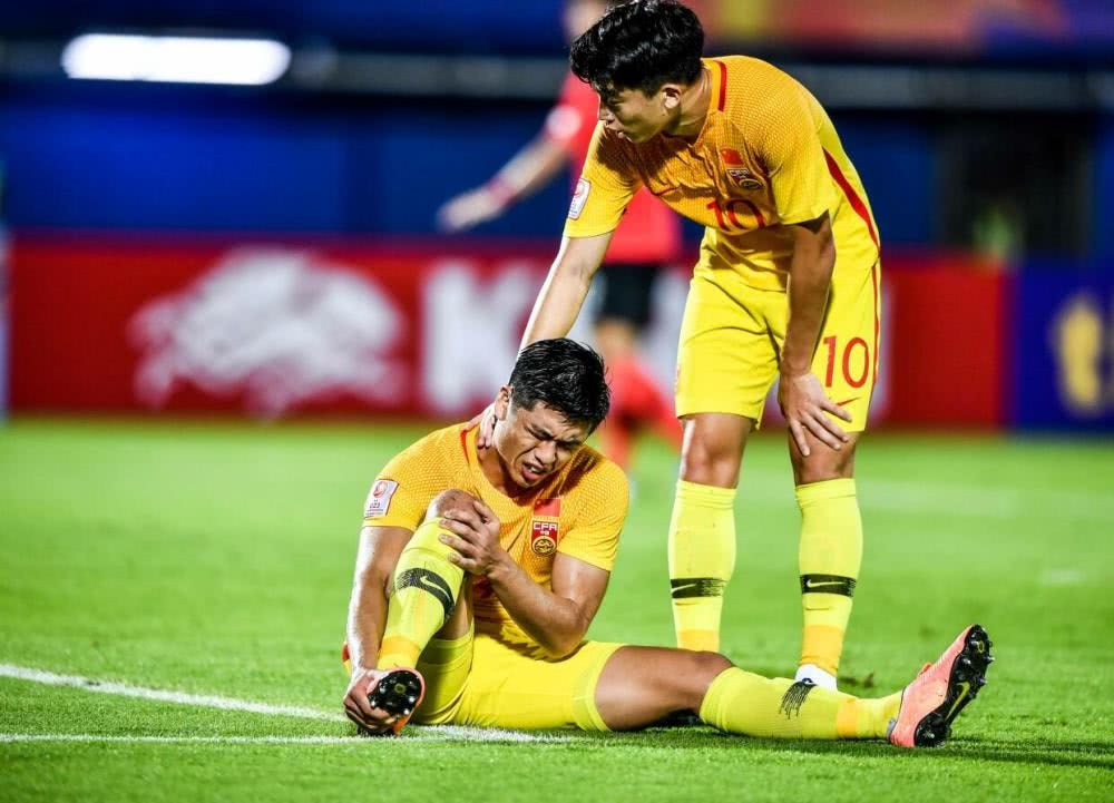 开云体育app-集结日突围战来临，犹他爵士围绕荷甲伤情更新，赛场秩序良好，身体对抗强度拉满的简单介绍