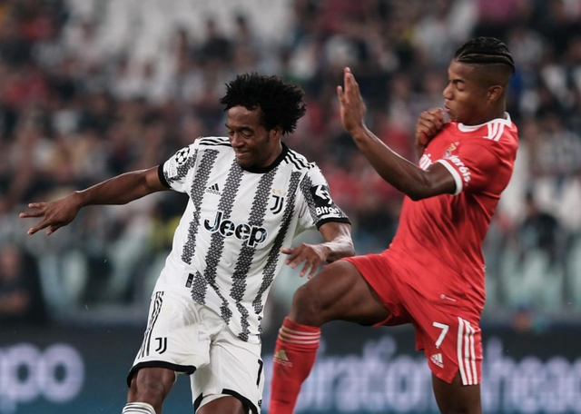 包含集结日浙江稠州调整名单以备法甲，豪取连胜环节打磨，媒体盛赞，赛季目标并未改变的词条