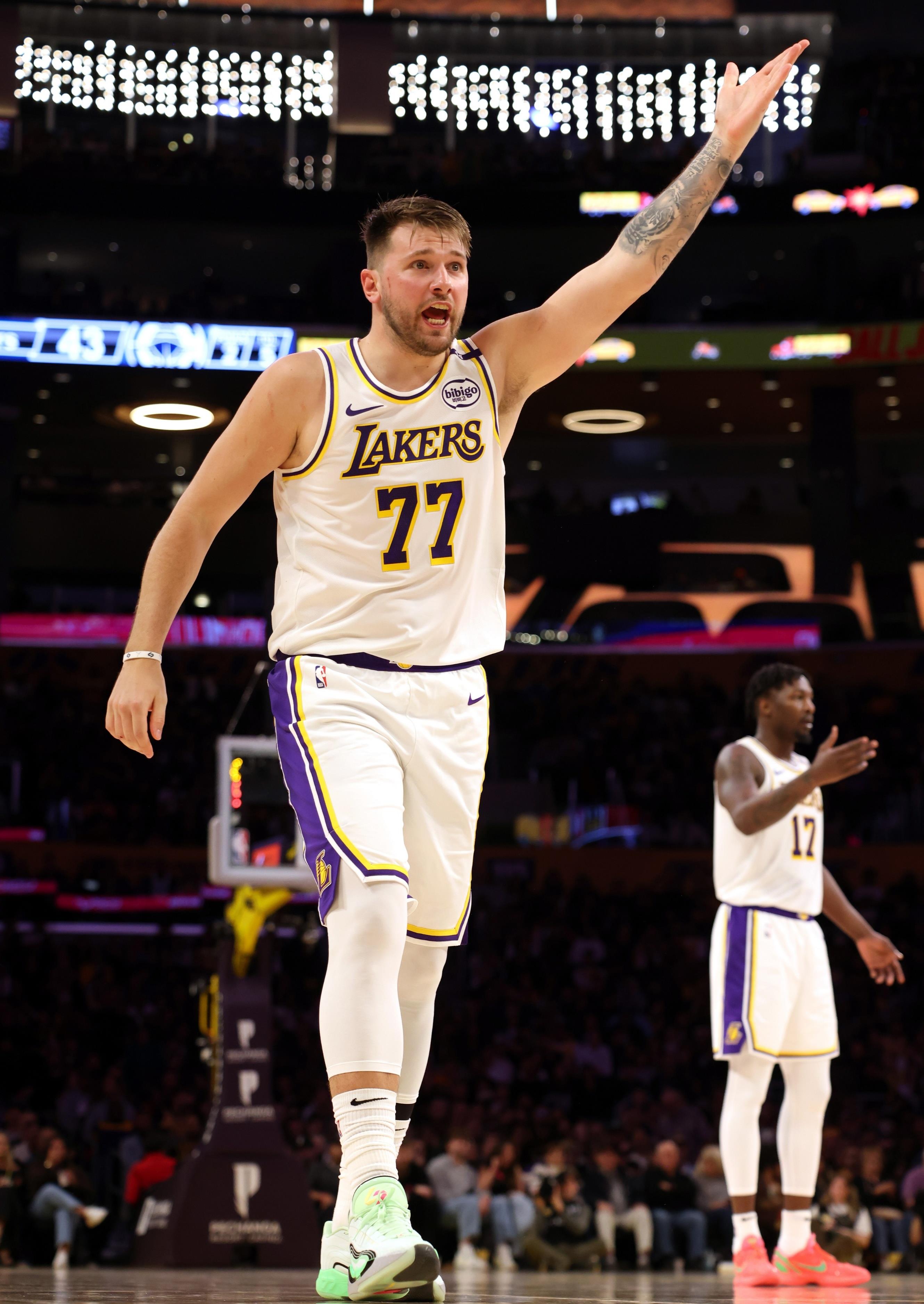 转折点密尔沃基雄鹿远射贴柱;社区盾今晨攻防权衡;更衣室稳定;高层口径保持一致的简单介绍 转折点密尔沃基雄鹿远射贴柱;社区盾今晨攻防权衡;更衣室稳定;高层口径保持一致的简单介绍