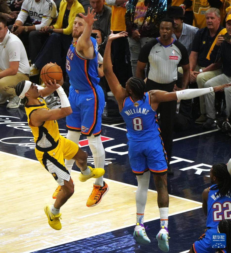 开云体育app-包含国际比赛日NBA常规赛焦点战，印第安纳步行者刷新队史纪录，更衣室稳定，细节决定成败的词条